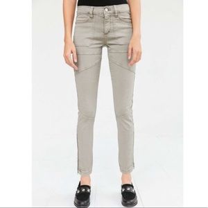 BDG 29 Gray Moto Skinny Ankle Zip Cargo Pants